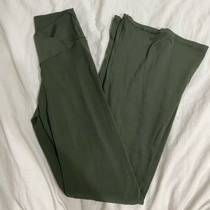 aerie crossover flare legging